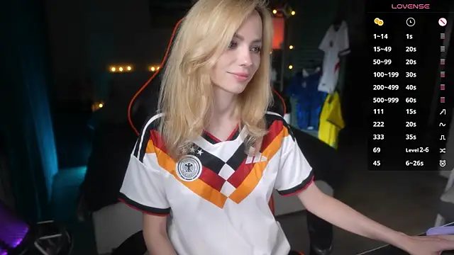 Chat +18 de xkuxie ao vivo