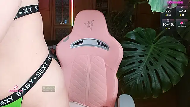 Chat XXX en directo de NicoleFaith