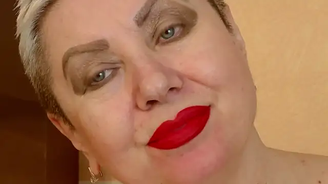 LadyPosh Webcam show