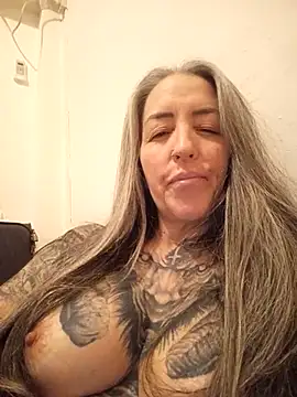 Show de vamporasuccubus19777 na webcam