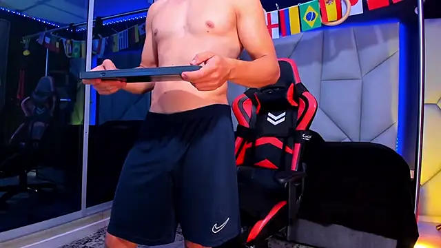 Živý XXX chat Aydenmiller96