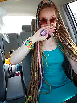 LucidLucy's Webcam Show