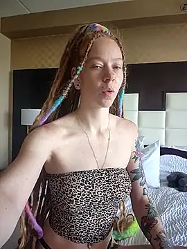 LucidLucy's Webcam Show