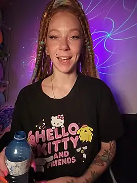 LucidLucy's Webcam Show