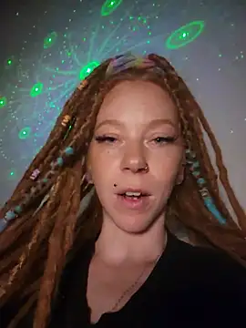 LucidLucy Show in webcam