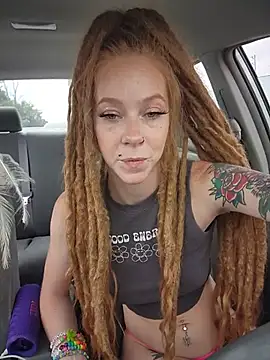 LucidLucy's Webcam Show