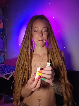LucidLucy's Webcam Show