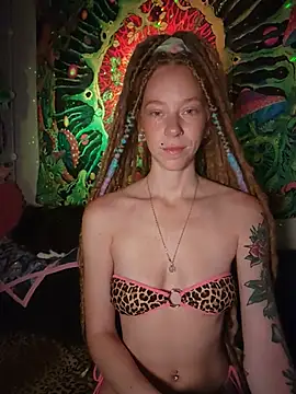 LucidLucy's Webcam Show