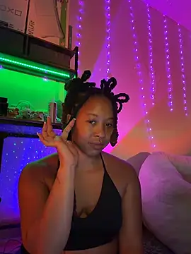 thebrattygoddess' Webcam Show