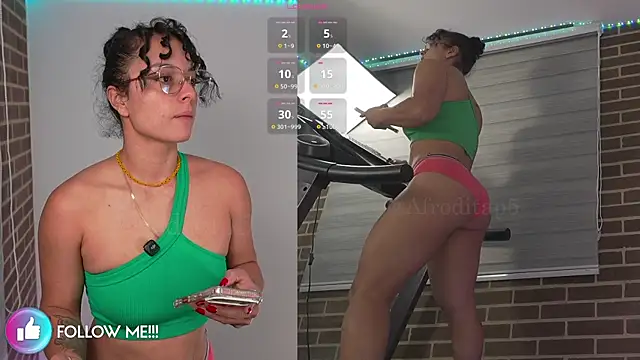 צ'אט XXX בשידור חי של afroditaP_