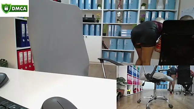 secret-office: απευθείας συνομιλία ΧΧΧ
