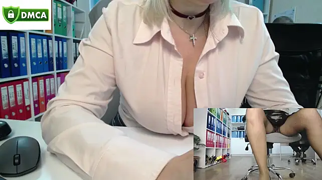 secret-office Webcam show