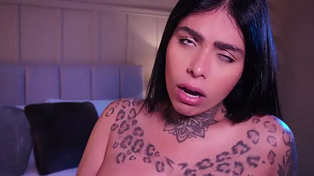 curvyliciousss élő XXX-chatje