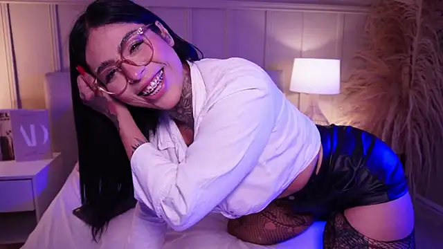 Chat XXX en directo de curvyliciousss