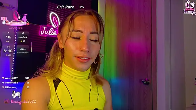 Littlebunny21's Webcam Show