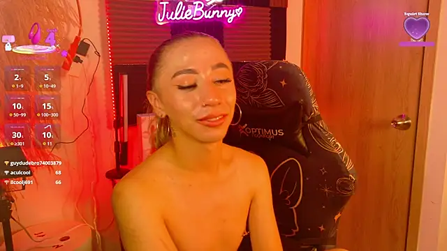 Littlebunny21 Webcamshow