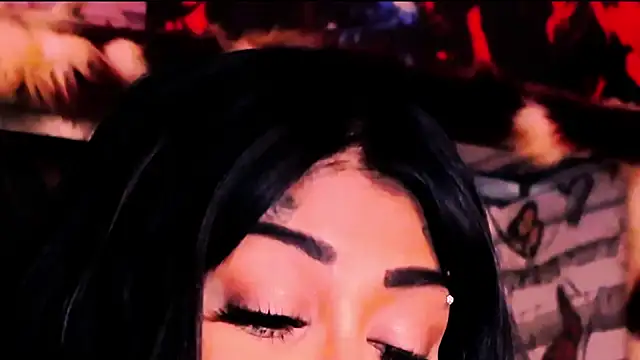 Živý XXX chat indian_dreamgirl