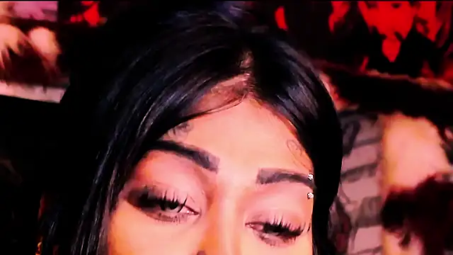 indian_dreamgirl Show in webcam