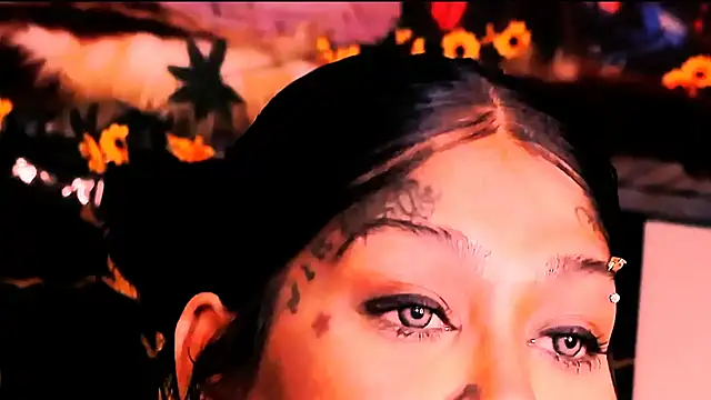 Živý XXX chat indian_dreamgirl