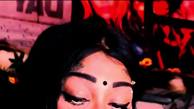 Czat XXX na żywo – indian_dreamgirl