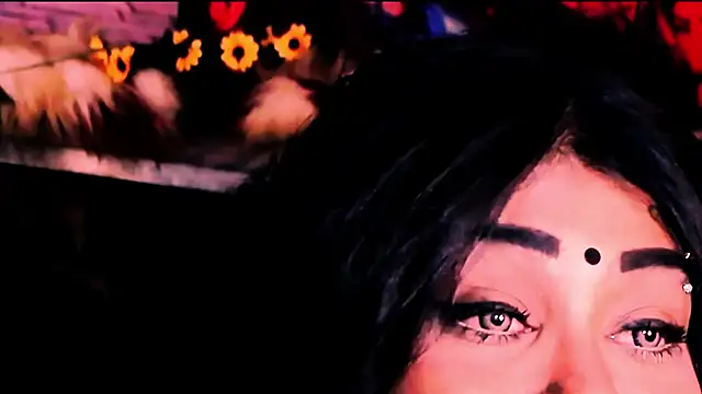 indian_dreamgirl élő XXX-chatje