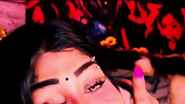 indian_dreamgirl Webcam show