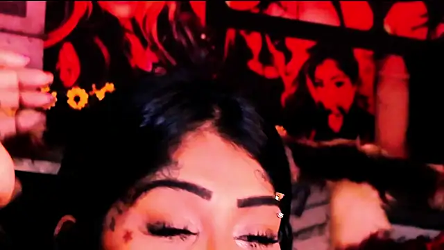 indian_dreamgirl Adlı Modelin Web Kamerası Şovu