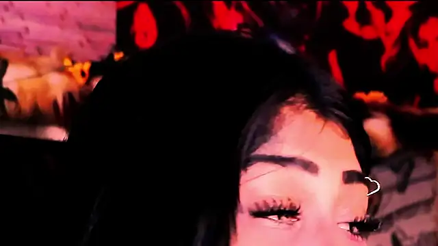 צ'אט XXX בשידור חי של indian_dreamgirl