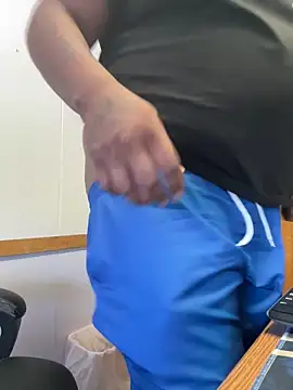 DaddySmooth Show in webcam