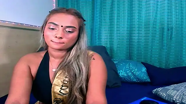 צ'אט XXX בשידור חי של sexyindianchic