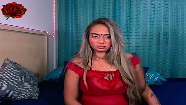 sexyindianchic Adlı Modelin Canlı XXX Sohbeti