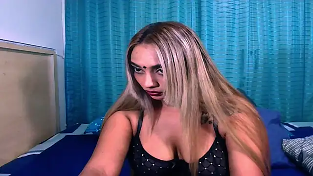 sexyindianchic's Live XXX Chat
