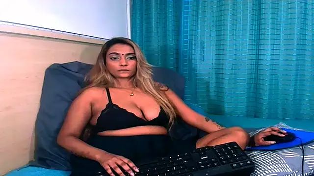 sexyindianchic Live XXX-Chat