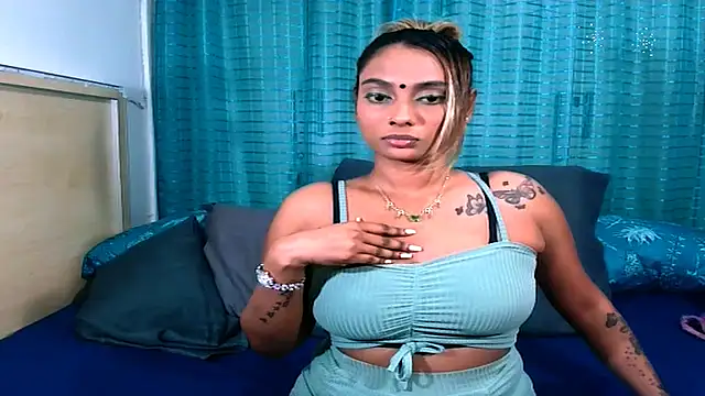 sexyindianchic: онлайн-секс-чат