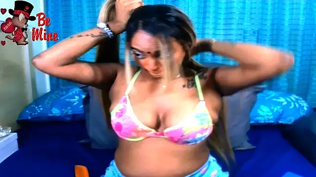 XXX chat uživo modela sexyindianchic
