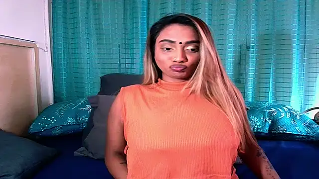 แชท XXX สดของ sexyindianchic