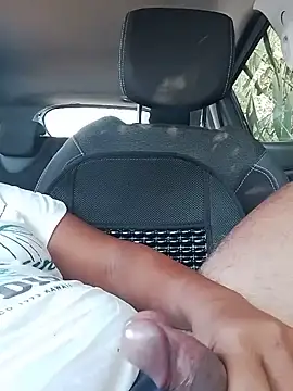totino975 Show in webcam