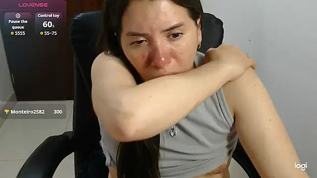 spicey_latina's Live XXX Chat