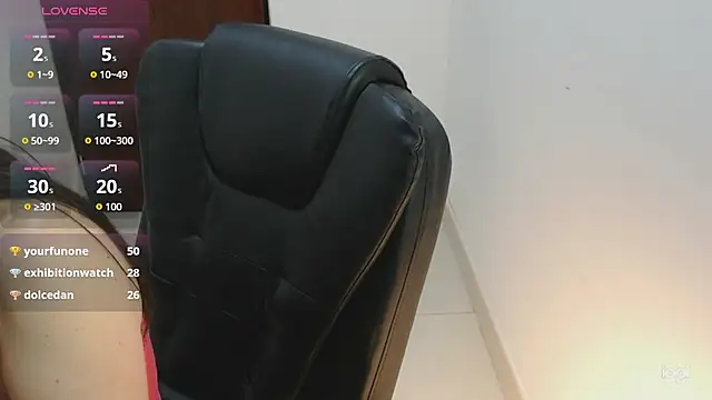 spicey_latina's Live Chat Room