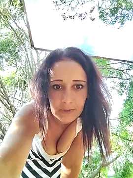 عرض كام Alina03210