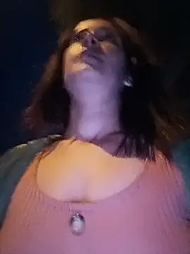Alina03210 – Kamerová šou