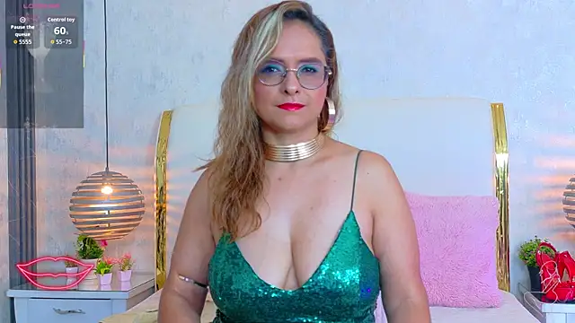 Онлайн чат XXX MarilynVega1