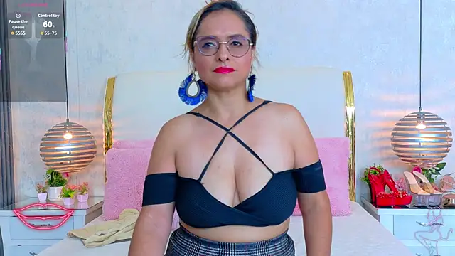 Chatroom XXX en direct de MarilynVega1