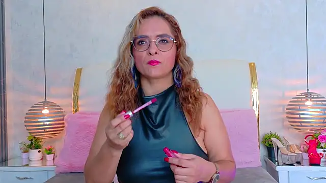 MarilynVega1 XXX чат на живо