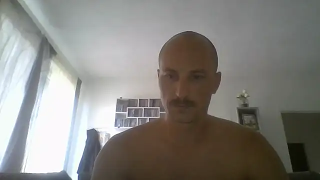 Show modela banger1994 na web-kameri