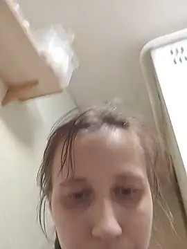 Chat +18 de alisacucumber ao vivo