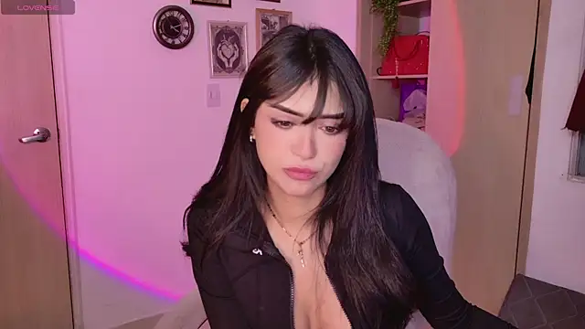 دردشة YourKatt الجنسية المباشرة