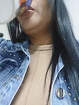 Chatroom XXX en direct de darsha_sahu