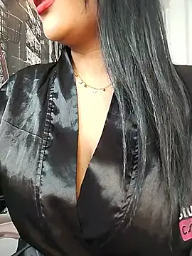Chat +18 de darsha_sahu ao vivo