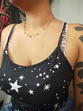 Czat XXX na żywo – darsha_sahu